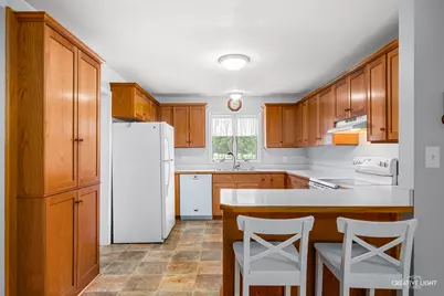 44W698 Scott Road, Sugar Grove, IL 60554 - Photo 7