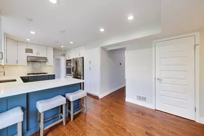504 W Berkley Drive, Arlington Heights, IL 60004 - Photo 17
