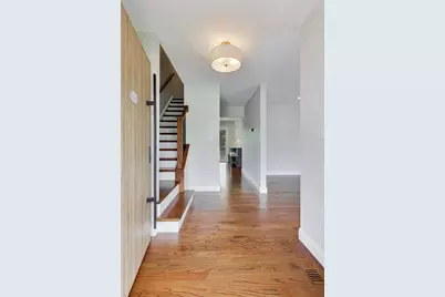 504 W Berkley Drive, Arlington Heights, IL 60004 - Photo 5