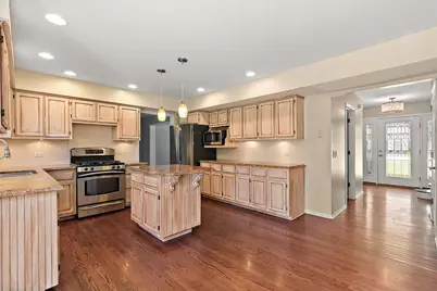 13050 S Elizabeth Drive, Plainfield, IL 60585 - Photo 11