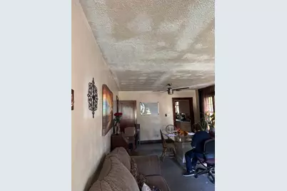 621 W Keith Avenue, Waukegan, IL 60085 - Photo 7