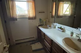 621 W Keith Ave, Waukegan, IL 60085 - Photo 5