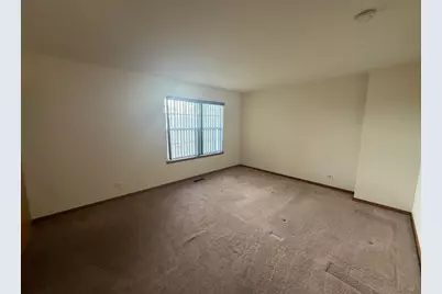 1585 Spencer Court, Gurnee, IL 60031 - Photo 9