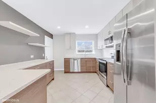 4202 Central Rd, Glenview, IL 60025 - Photo 7