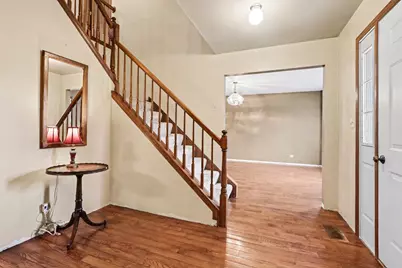 402 Badger Lane, Oswego, IL 60543 - Photo 7