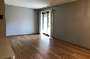 1113 E Division St, Lockport, IL 60441 - Photo 3