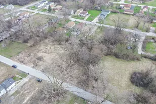 13435 S Lawndale Ave, Robbins, IL 60472 - Photo 1