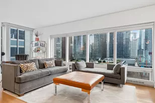 340 E Randolph St, Chicago, IL 60601 - Photo 3