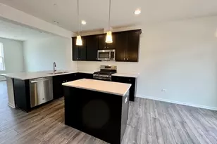 [Address not provided], Warrenville, IL 60555 - Photo 7