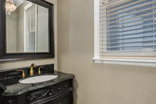 1303 W Schubert Ave, Chicago, IL 60614 - Photo 17