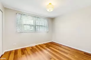 21400 Peterson Ave, Sauk Village, IL 60411 - Photo 11