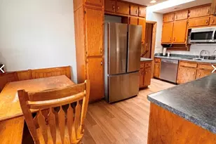 341 Hale Ave, Romeoville, IL 60446 - Photo 5