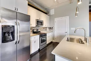 4846 N Clark St, Chicago, IL 60640 - Photo 15