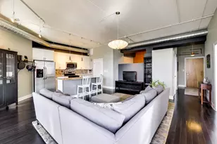 4846 N Clark St, Chicago, IL 60640 - Photo 9