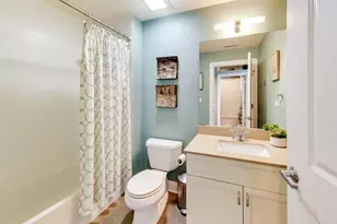 4846 N Clark St, Chicago, IL 60640 - Photo 23