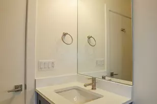 [Address not provided], Chicago, IL 60625 - Photo 9