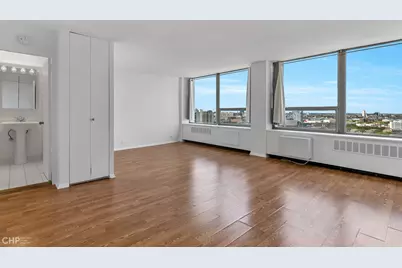 1355 N Sandburg Terrace #2005, Chicago, IL 60610 - Photo 5