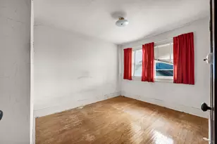 2319 5th St, Peru, IL 61354 - Photo 17