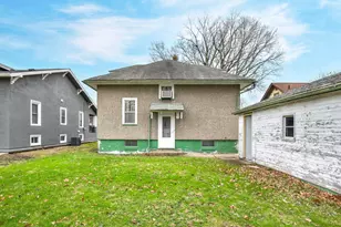 2319 5th St, Peru, IL 61354 - Photo 25