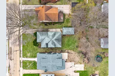 2319 5th Street, Peru, IL 61354 - Photo 33