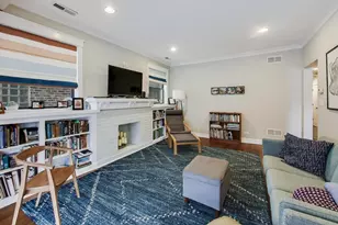 4441 N Beacon St, Chicago, IL 60640 - Photo 5