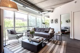 1590 Elmwood Ave, Evanston, IL 60201 - Photo 3