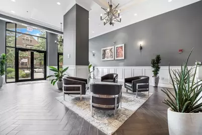 828 W Grace Street #903, Chicago, IL 60613 - Photo 3