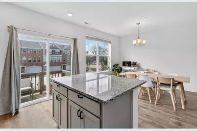 17 Grey Wolf Drive, Wheeling, IL 60090 - Photo 11