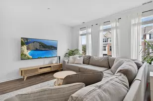 17 Grey Wolf Dr, Wheeling, IL 60090 - Photo 3