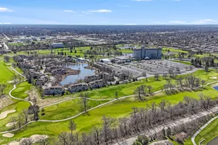 1 Willowcrest Dr, Oak Brook, IL 60523 - Photo 49