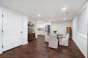 1 Willowcrest Dr, Oak Brook, IL 60523 - Photo 19