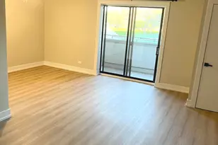 1463 Mercury Dr, Schaumburg, IL 60193 - Photo 3