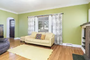 405 Singer Ave, Lemont, IL 60439 - Photo 3