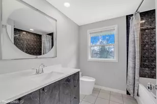 3235 Robincrest Dr, Northbrook, IL 60062 - Photo 25