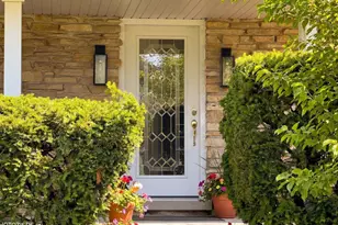 3235 Robincrest Dr, Northbrook, IL 60062 - Photo 3