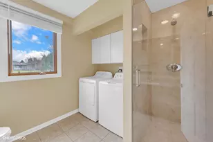 3235 Robincrest Dr, Northbrook, IL 60062 - Photo 19