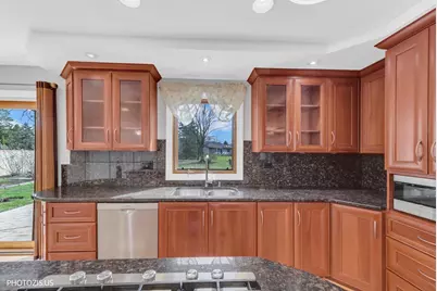 3235 Robincrest Drive, Northbrook, IL 60062 - Photo 11