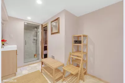 3235 Robincrest Drive, Northbrook, IL 60062 - Photo 35