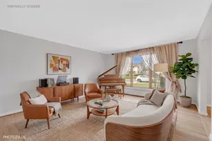 3235 Robincrest Dr, Northbrook, IL 60062 - Photo 7