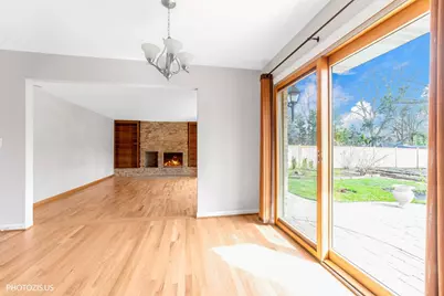 3235 Robincrest Drive, Northbrook, IL 60062 - Photo 9