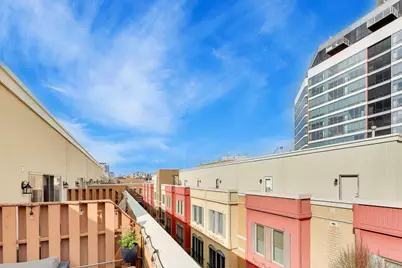 511 N Peoria Street, Chicago, IL 60642 - Photo 41