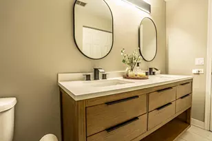 383 Woodview Cir, Elgin, IL 60120 - Photo 13