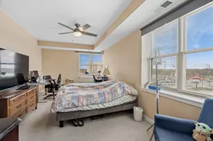 9355 Irving Park Rd, Schiller Park, IL 60176 - Photo 9