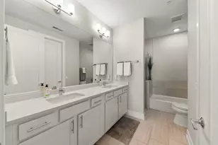 940 Maple Ave, Downers Grove, IL 60515 - Photo 7