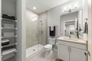 940 Maple Ave, Downers Grove, IL 60515 - Photo 11