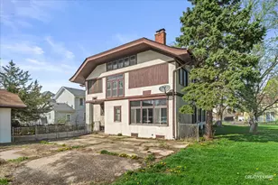 427 E Benton St, Aurora, IL 60505 - Photo 37