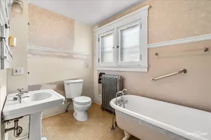 427 E Benton St, Aurora, IL 60505 - Photo 21