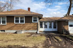 3617 Monroe St, Lansing, IL 60438 - Photo 3