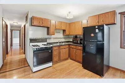 3241 Wallace Avenue, Steger, IL 60475 - Photo 5