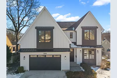 2009 Robincrest Lane, Glenview, IL 60025 - Photo 1